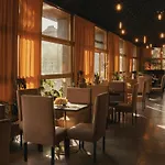 ***nat Hotel 3*